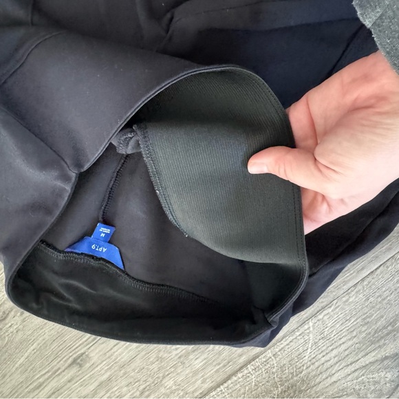 Apt. 9 Women's Classic Black Leggings seamed tummy control ponte size medium - Picture 6 of 6